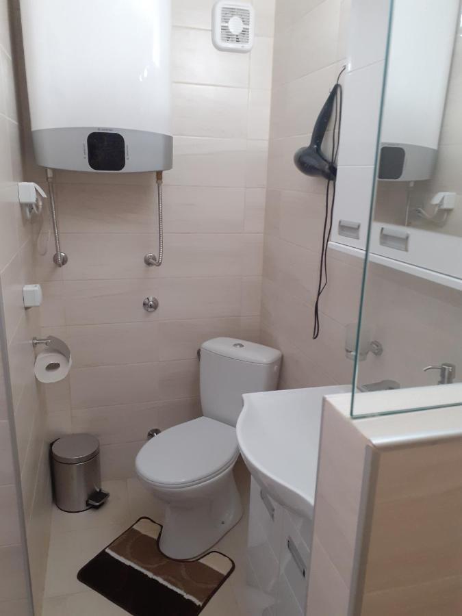 Apartman Nena Πίροτ Εξωτερικό φωτογραφία
