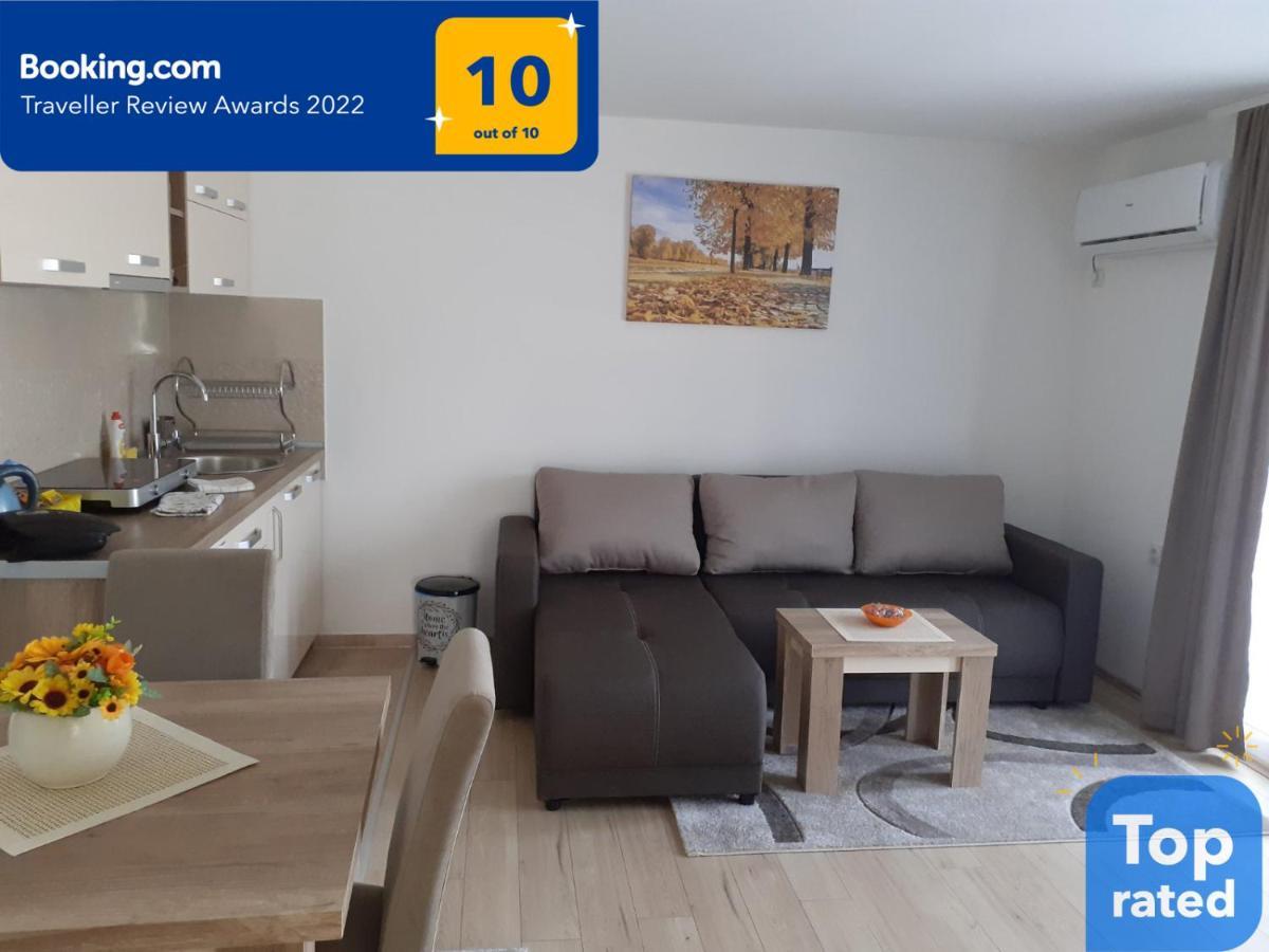 Apartman Nena Πίροτ Εξωτερικό φωτογραφία