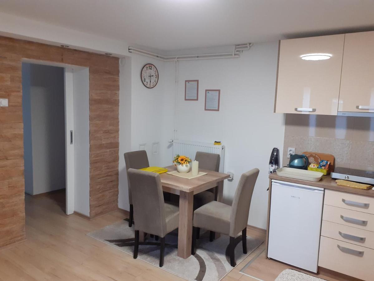 Apartman Nena Πίροτ Εξωτερικό φωτογραφία
